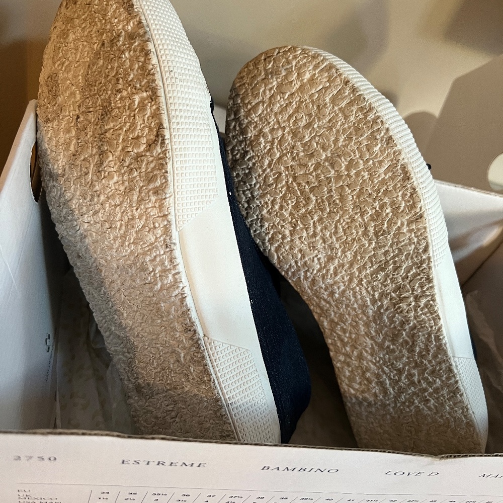 Superga Sneakers Size 7.5 - Picture 4 of 4